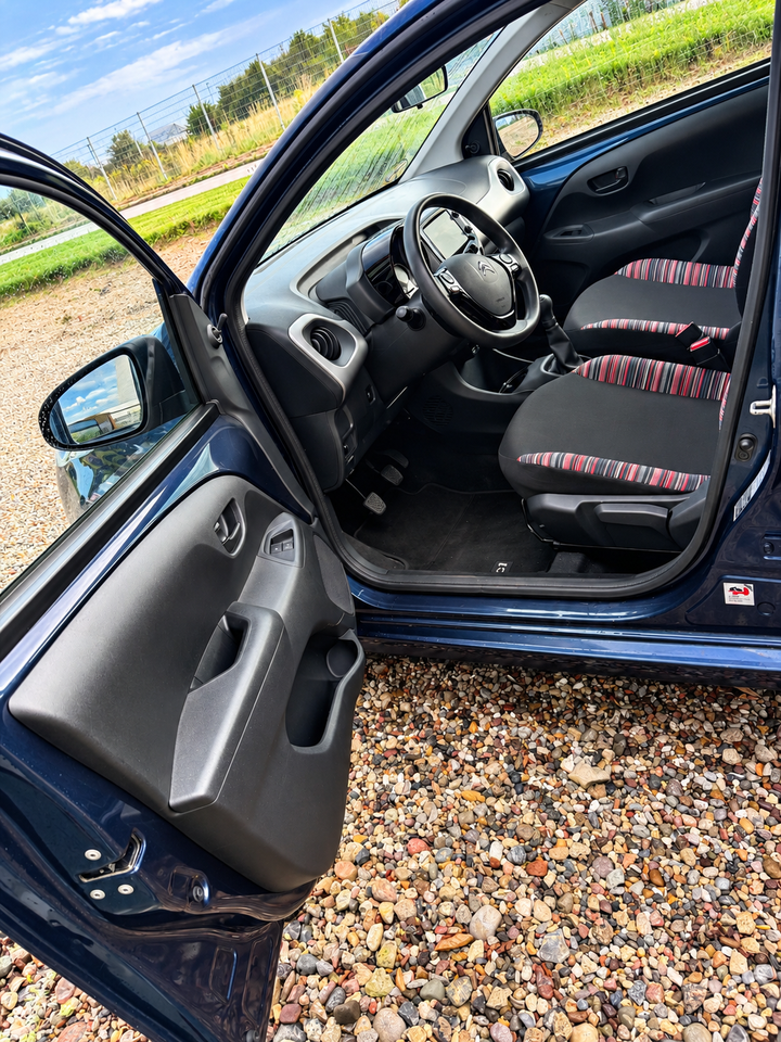 Citroën C1 1,2 PureTech Attraction 5d