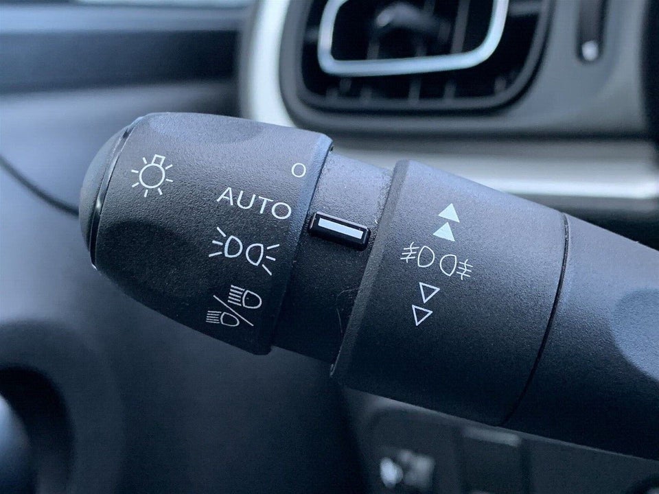 Citroën C3 1,2 PureTech 83 Impress 5d