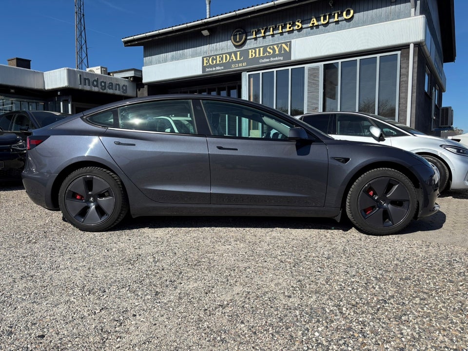 Tesla Model 3 Standard Range+ RWD 4d