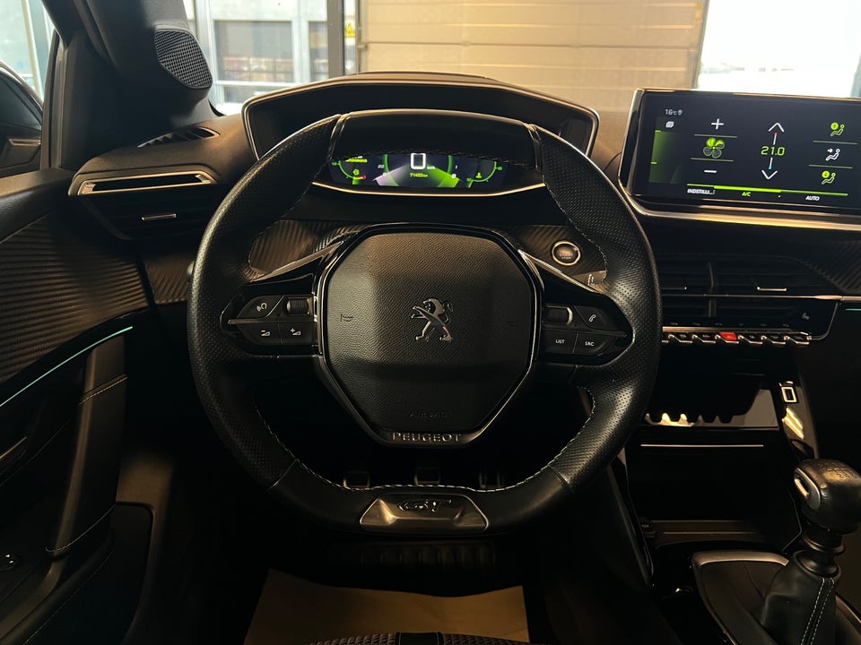 Peugeot 208 1,2 PureTech 100 GT 5d