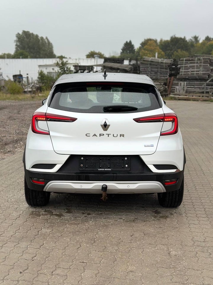 Renault Captur 1,6 E-Tech Intens 5d