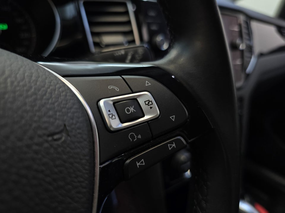 VW Golf Sportsvan 1,4 TSi 150 Highline BMT 5d