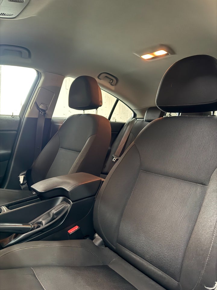 Opel Insignia 1,8 Cosmo 4d