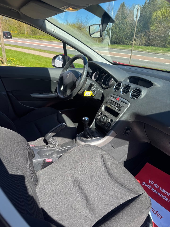 Peugeot 308 1,6 HDi 92 Comfort+ stc. 5d