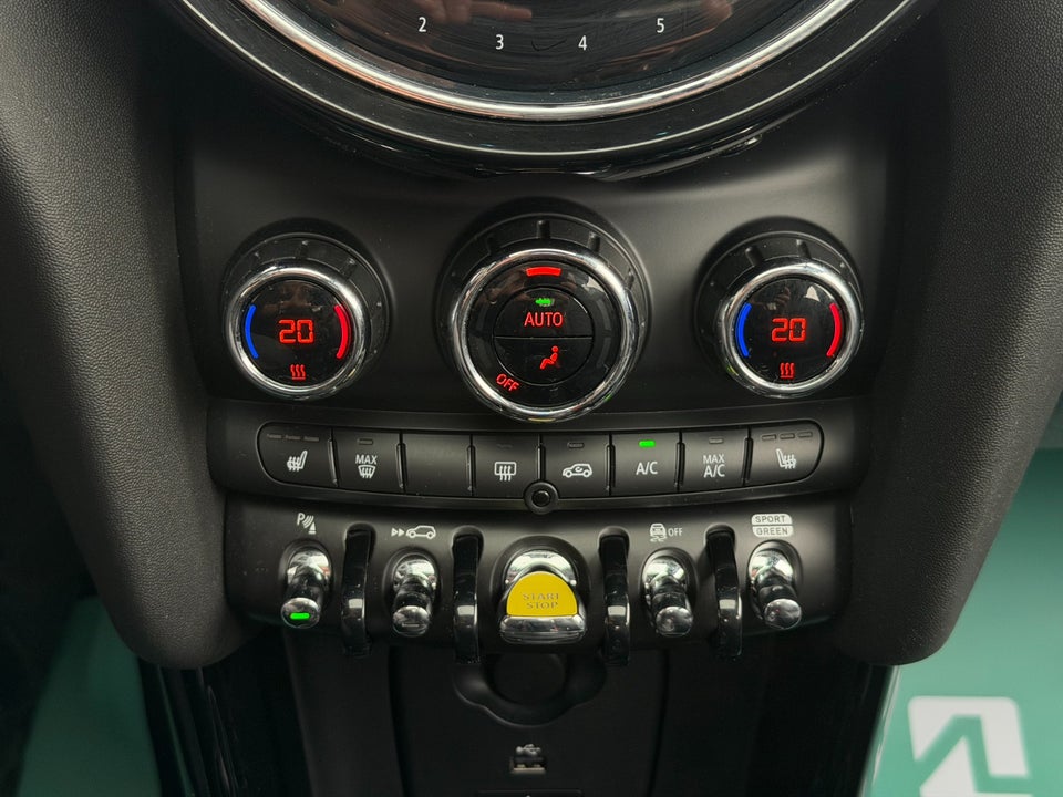 MINI Cooper SE Maximise 3d
