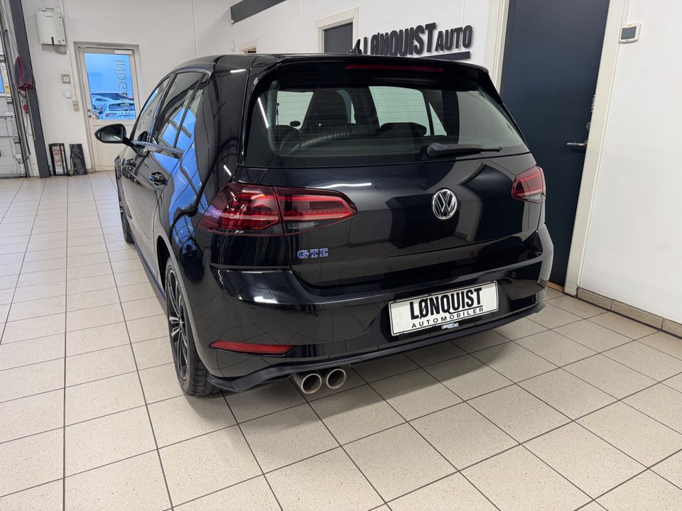 VW Golf VII 1,4 GTE DSG 5d