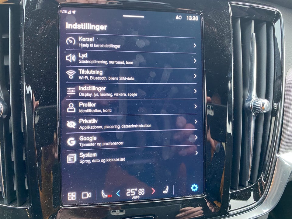 Volvo V90 2,0 T8 ReCharge R-Design aut. AWD 5d