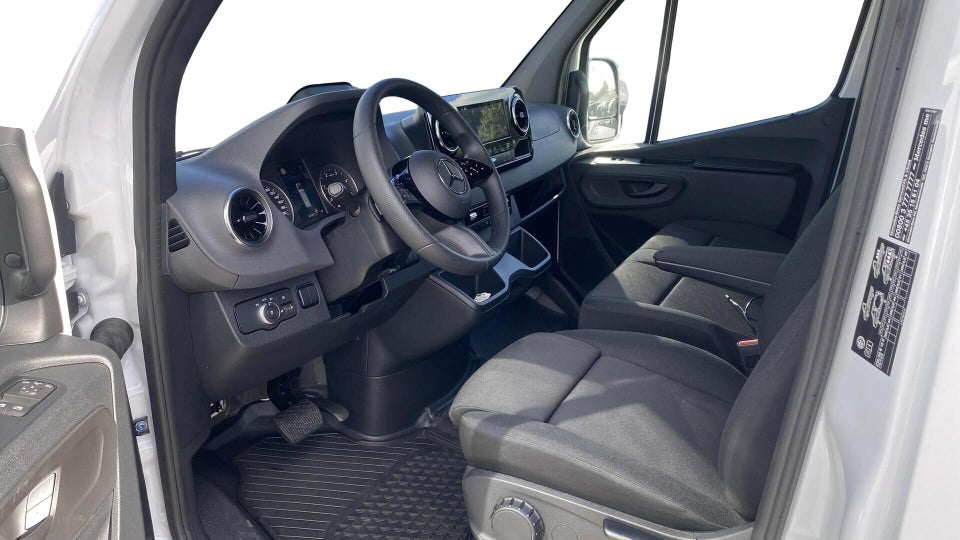 Mercedes Sprinter 317 2,0 CDi A2 Kassevogn PRO aut. RWD