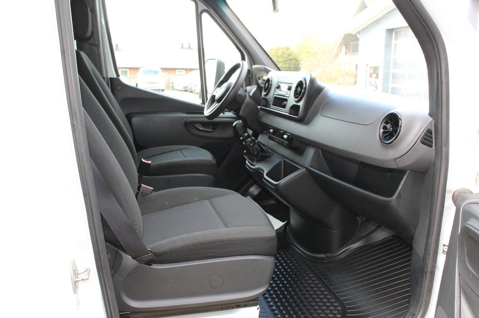 Mercedes Sprinter 314 2,2 CDi A2 Chassis FWD 2d