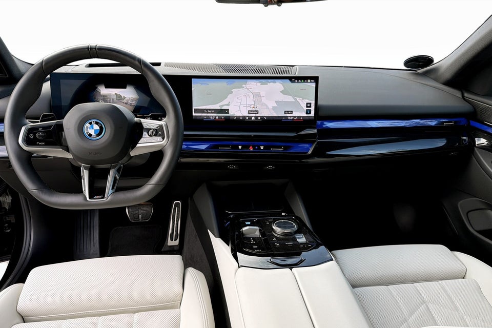 BMW i5 eDrive40 Touring Fully Charged M-Sport 5d