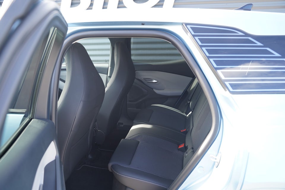 Ford Explorer 77 Select Extended Range 5d