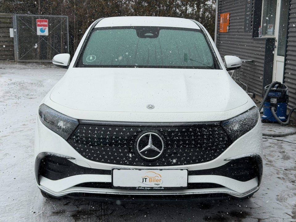 Mercedes EQB250+ AMG Line 5d
