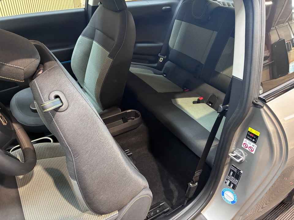 MINI Cooper E Favoured Trim L 3d