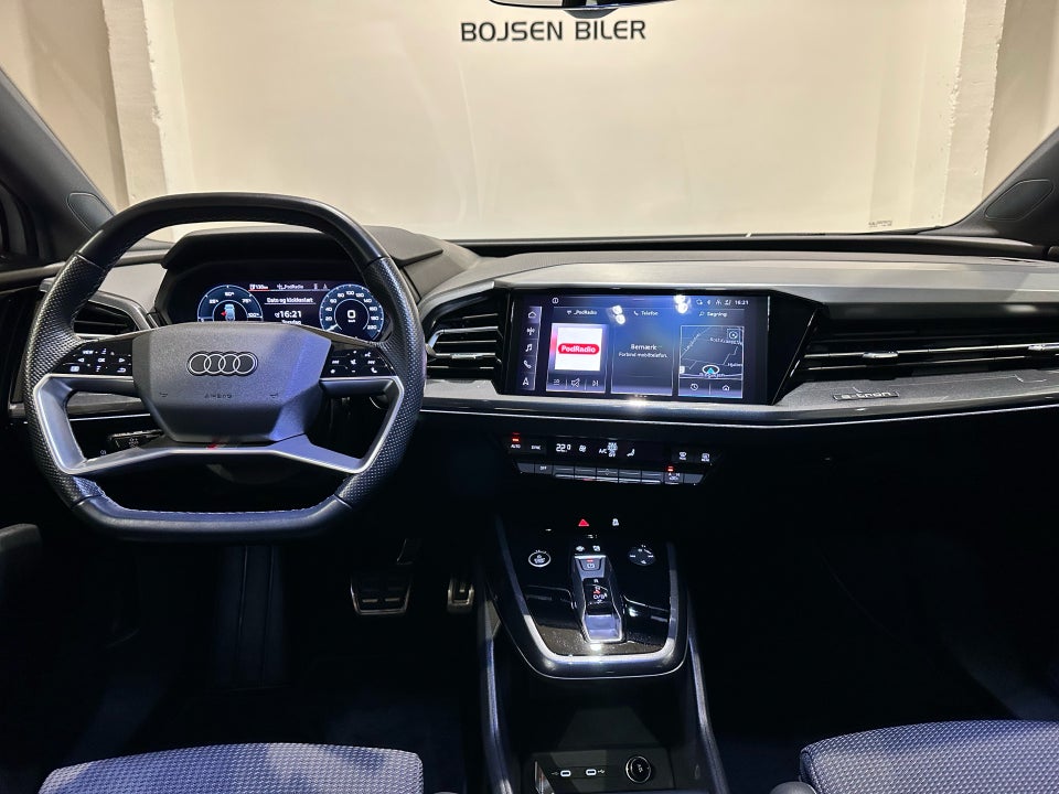 Audi Q4 e-tron 40 S-line 5d