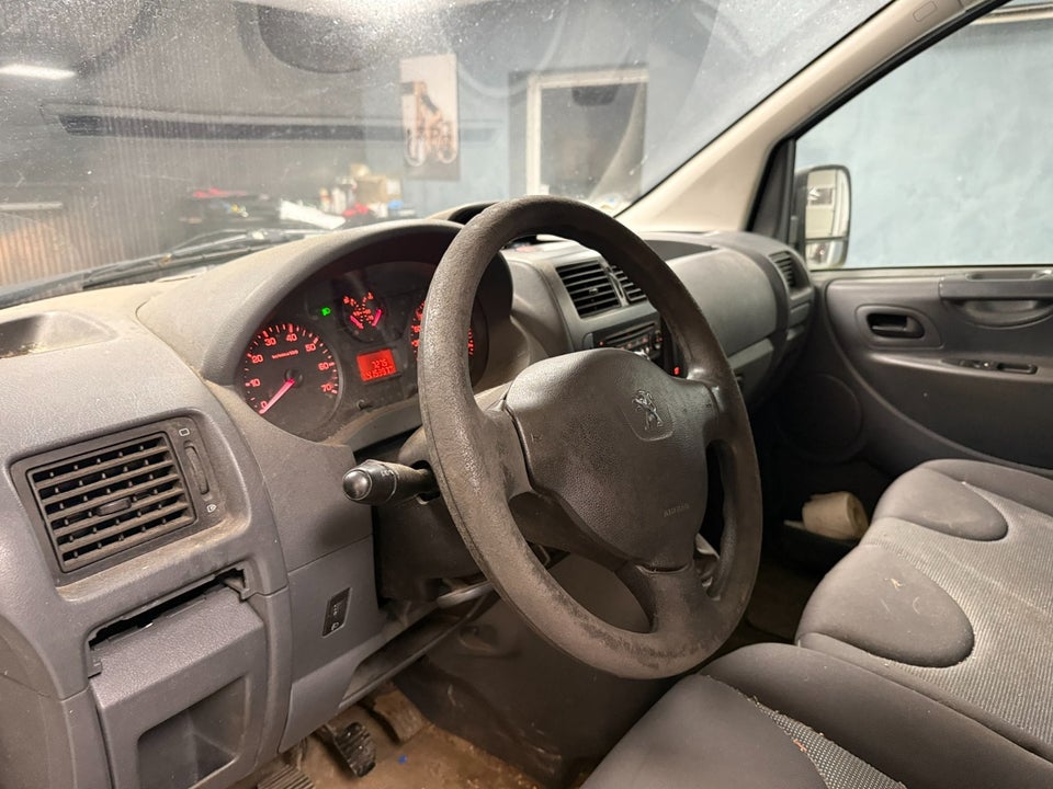 Peugeot Expert 2,0 HDi 128 L2H1 Van