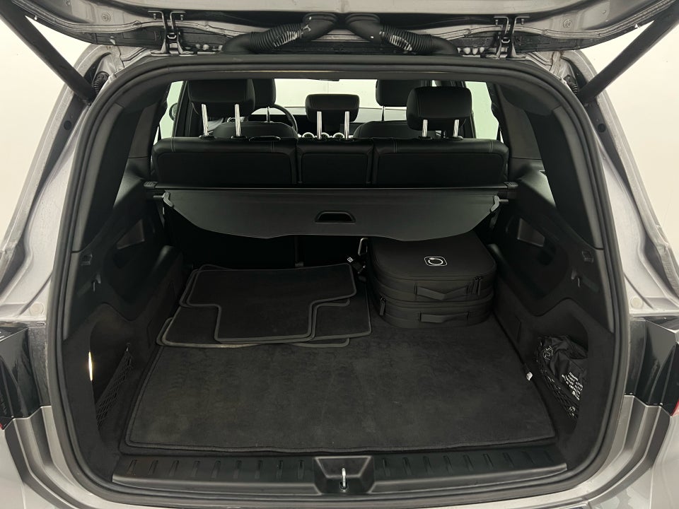 Mercedes EQB300 4Matic 5d