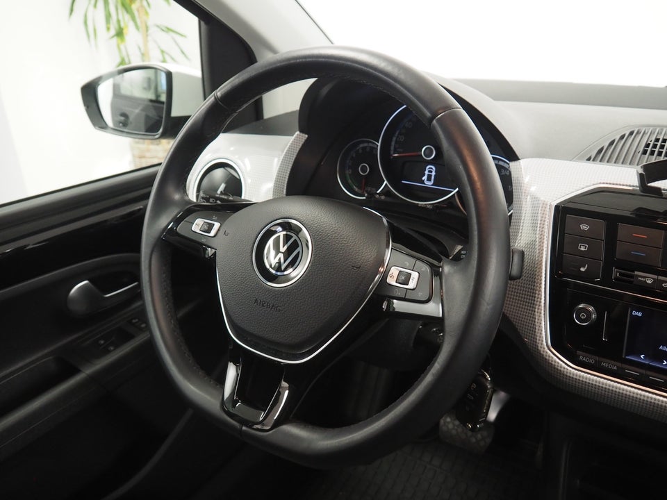 VW e-Up! Style 5d