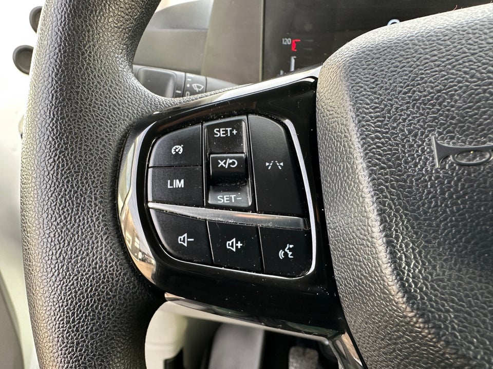 Ford Transit Custom 300L 2,0 EcoBlue Trend