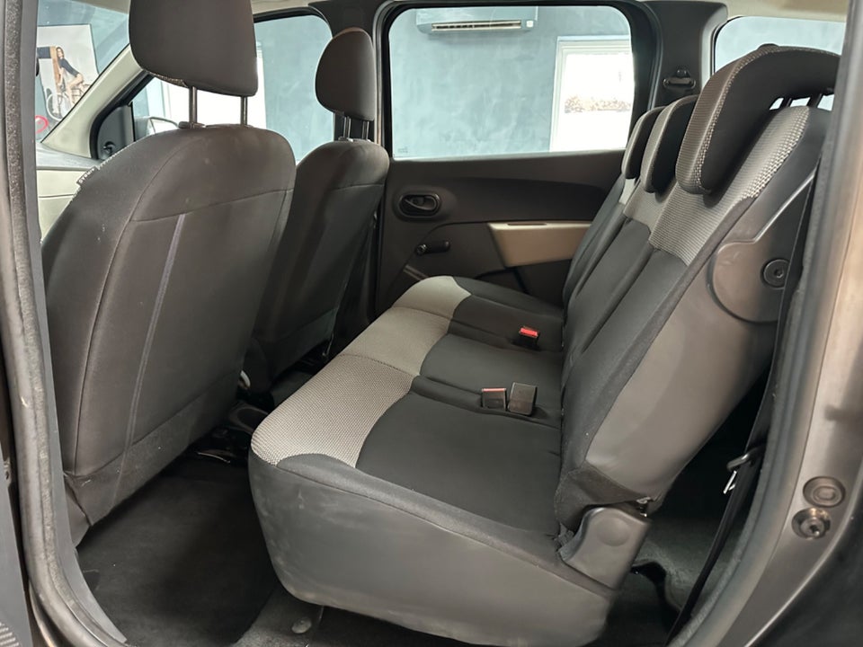 Dacia Lodgy 1,6 16V Ambiance 7prs 5d