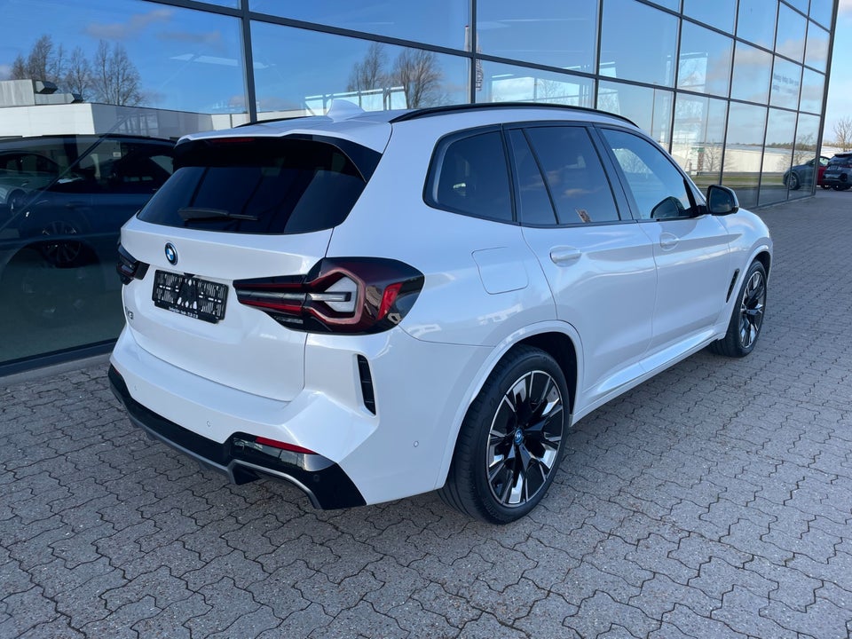 BMW iX3 Charged Plus M-Sport 5d