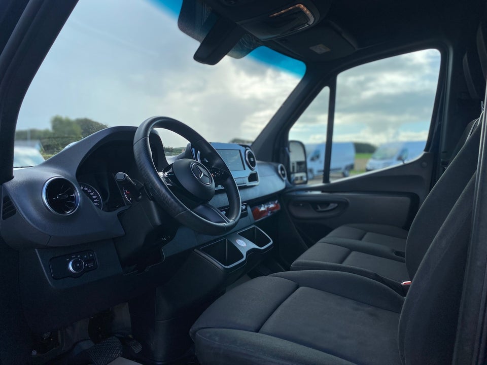 Mercedes Sprinter 317 2,0 CDi A2 Kassevogn PRO aut. RWD