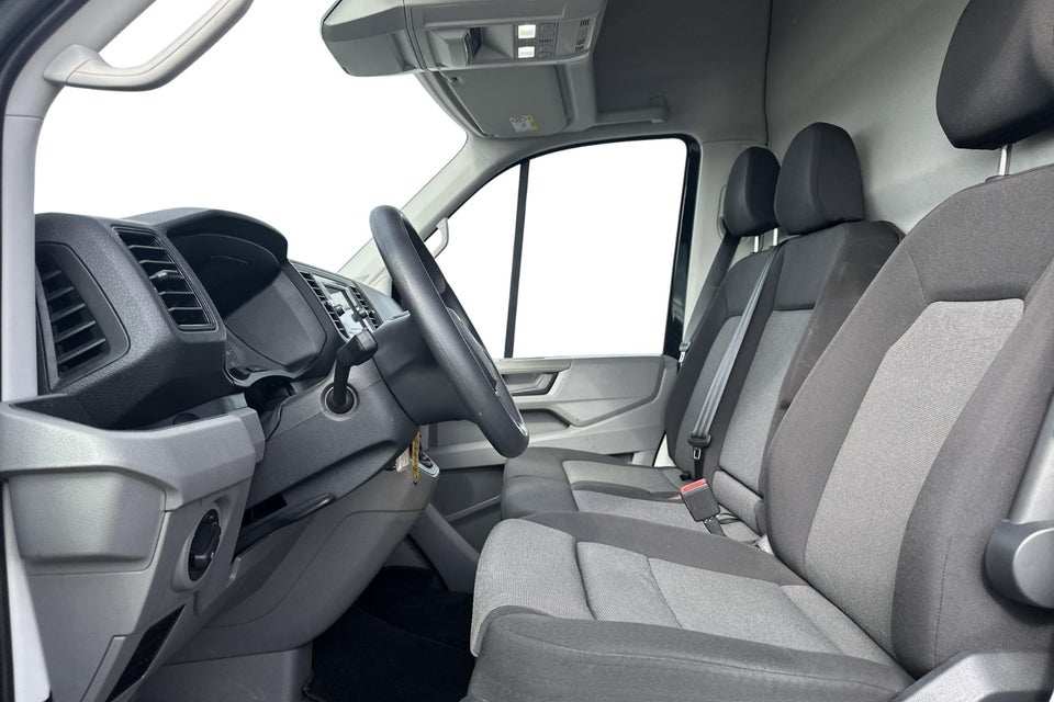 VW Crafter 35 2,0 TDi 177 Kassevogn L3H3 aut.