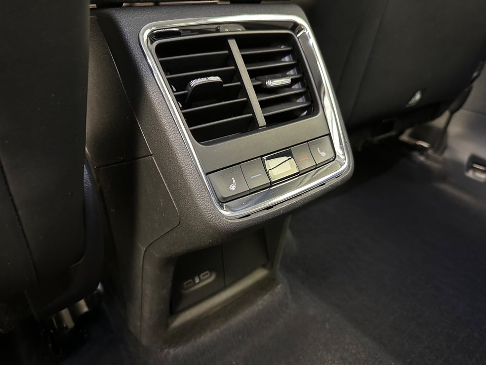 Skoda Enyaq 60 iV Lodge 5d