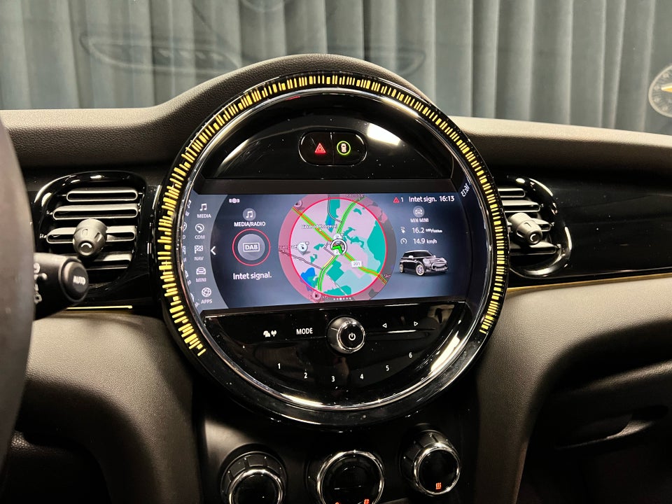 MINI Cooper SE Edition Premium Plus 3d