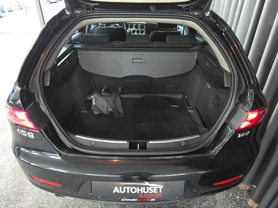 Alfa Romeo 159 1,75 TBi Distinctive Sportwagon 5d