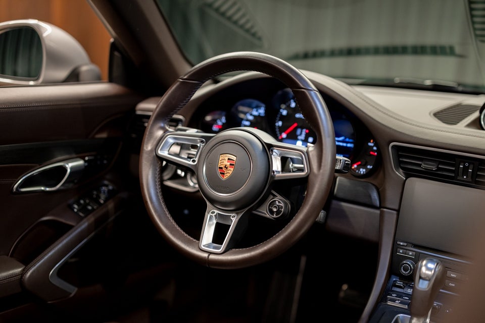 Porsche 911 Carrera GTS 3,0 Cabriolet PDK 2d