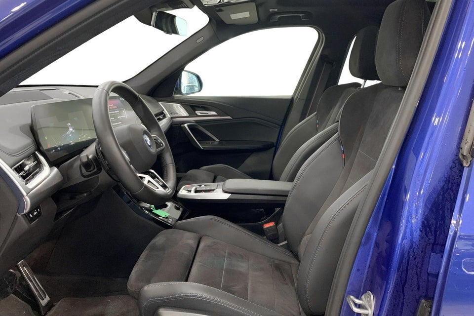 BMW iX1 eDrive20 Fully Charged M-Sport 5d