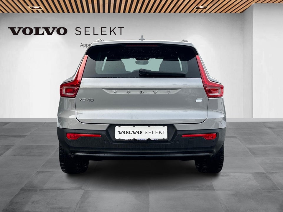 Volvo XC40 ReCharge Extended Range Plus 5d