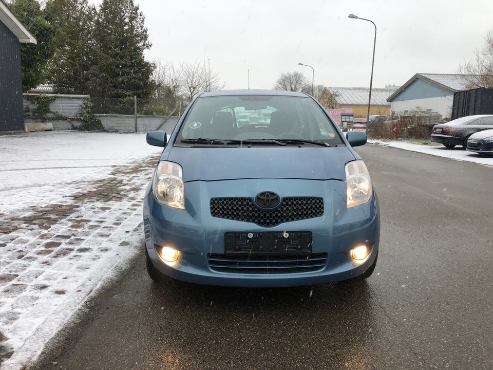 Toyota Yaris 1,3 Sol M/M 5d