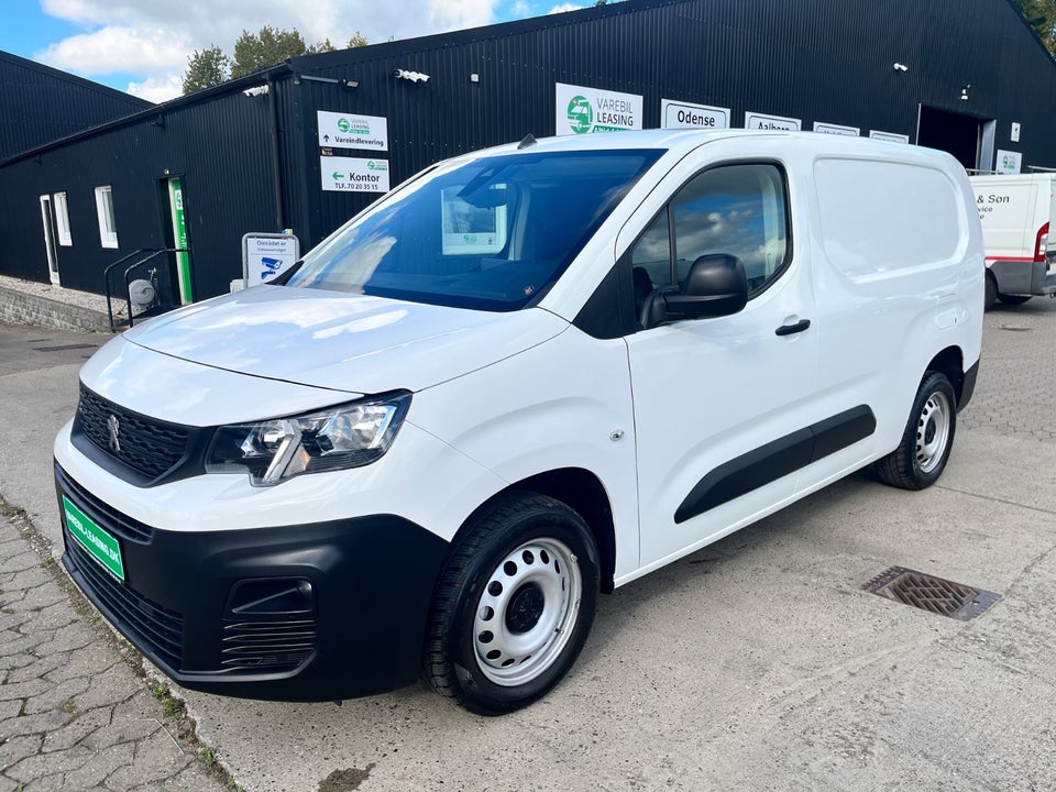 Peugeot Partner 1,5 BlueHDi 100 L2V2 Ultimate Van