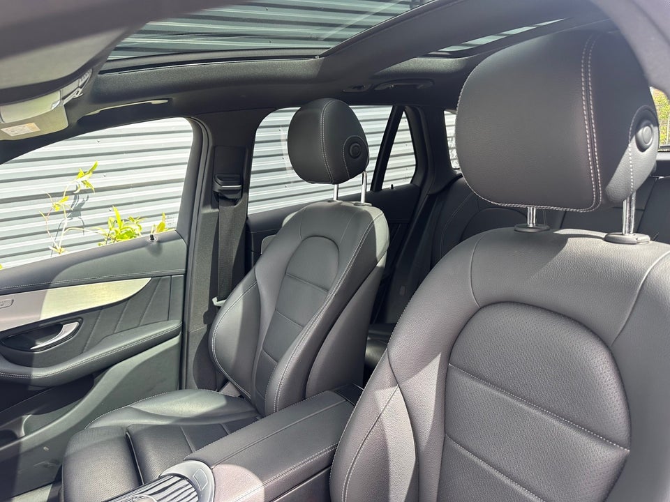 Mercedes GLC300 2,0 AMG Line aut. 4Matic 5d