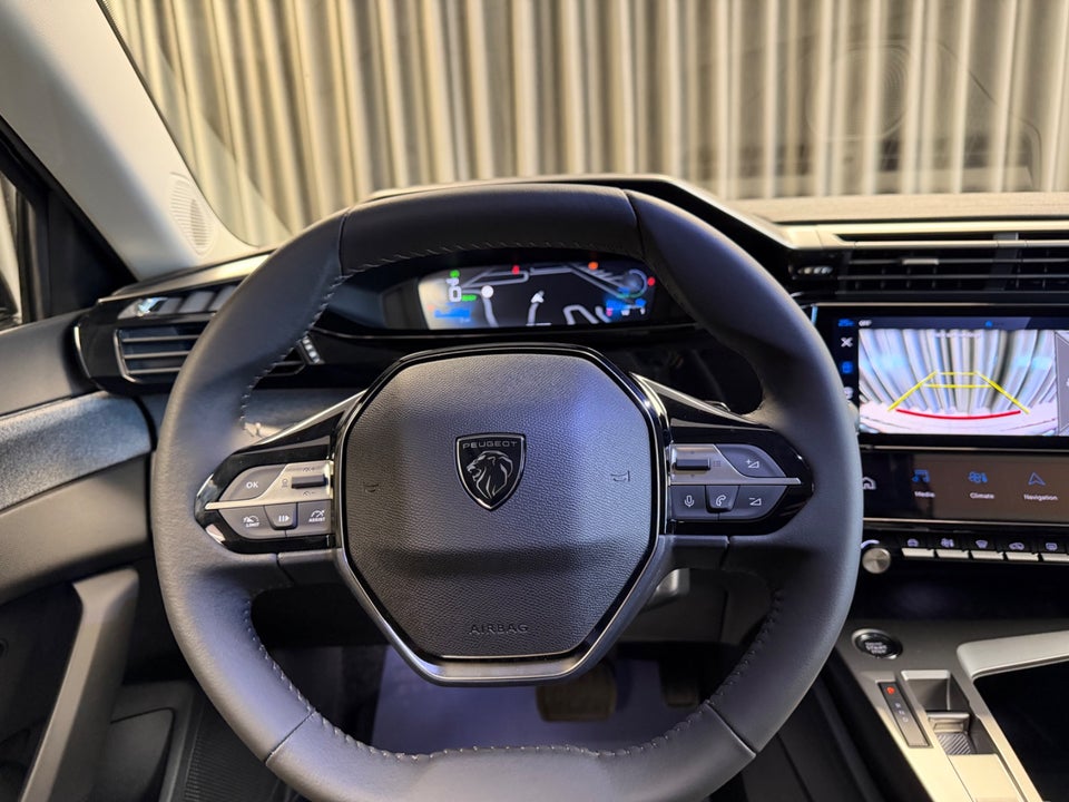 Peugeot e-408 58 Allure 5d