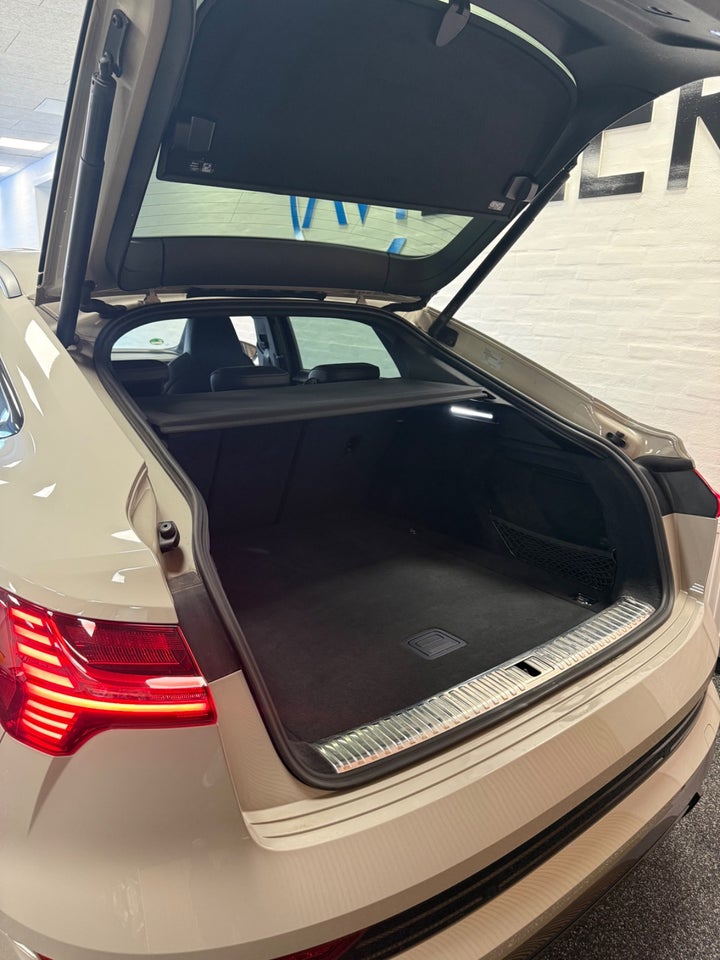 Audi e-tron 55 Black Edition S-line Sportback quattro 5d