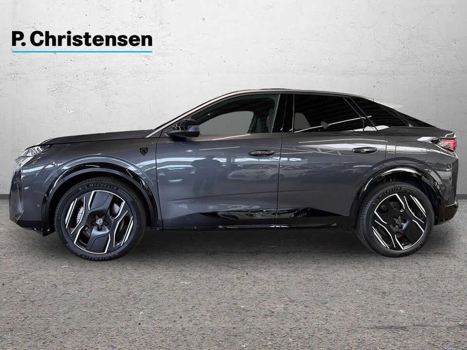 Peugeot e-3008 77 GT Pack 5d