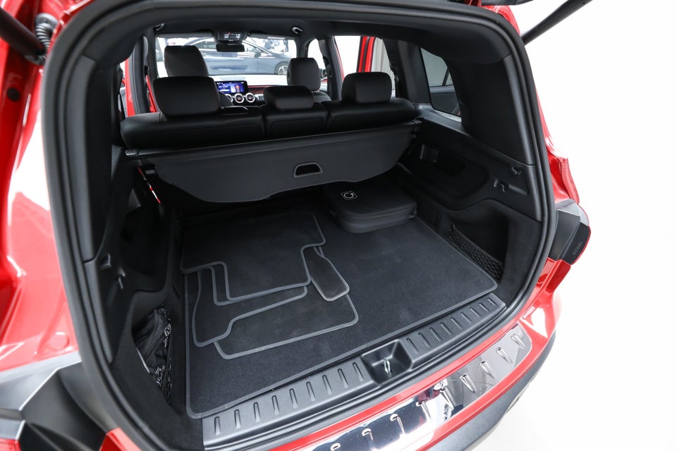 Mercedes EQB250+ AMG Premium 5d