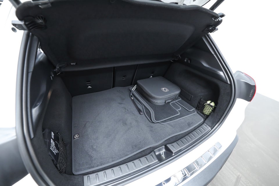 Mercedes EQA250+ AMG Advance 5d