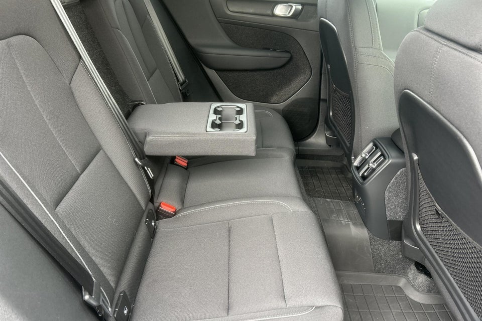 Volvo EX40 Extended Range Plus 5d