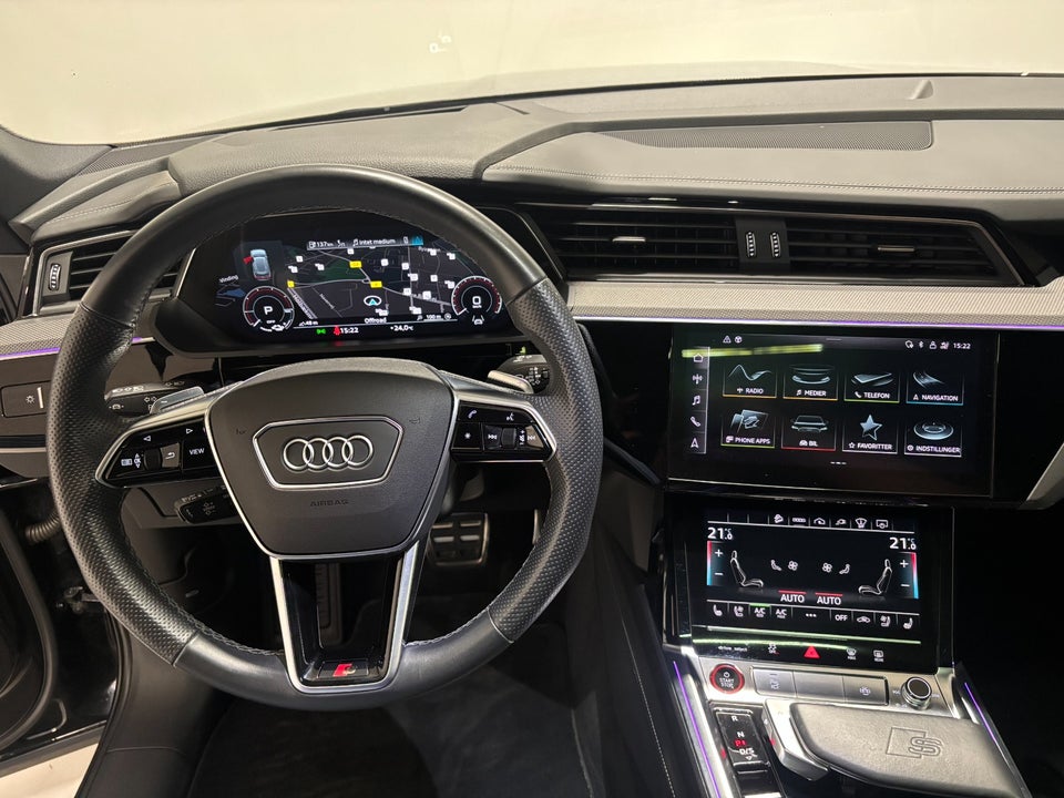 Audi e-tron S quattro 5d