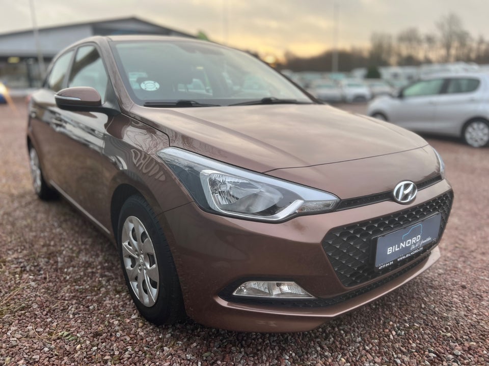 Hyundai i20 1,25 Spring 5d