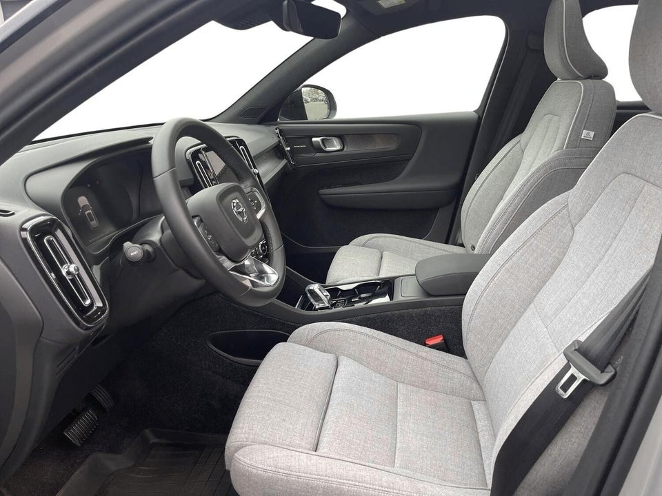 Volvo EX40 Twin Performance Ultra 5d