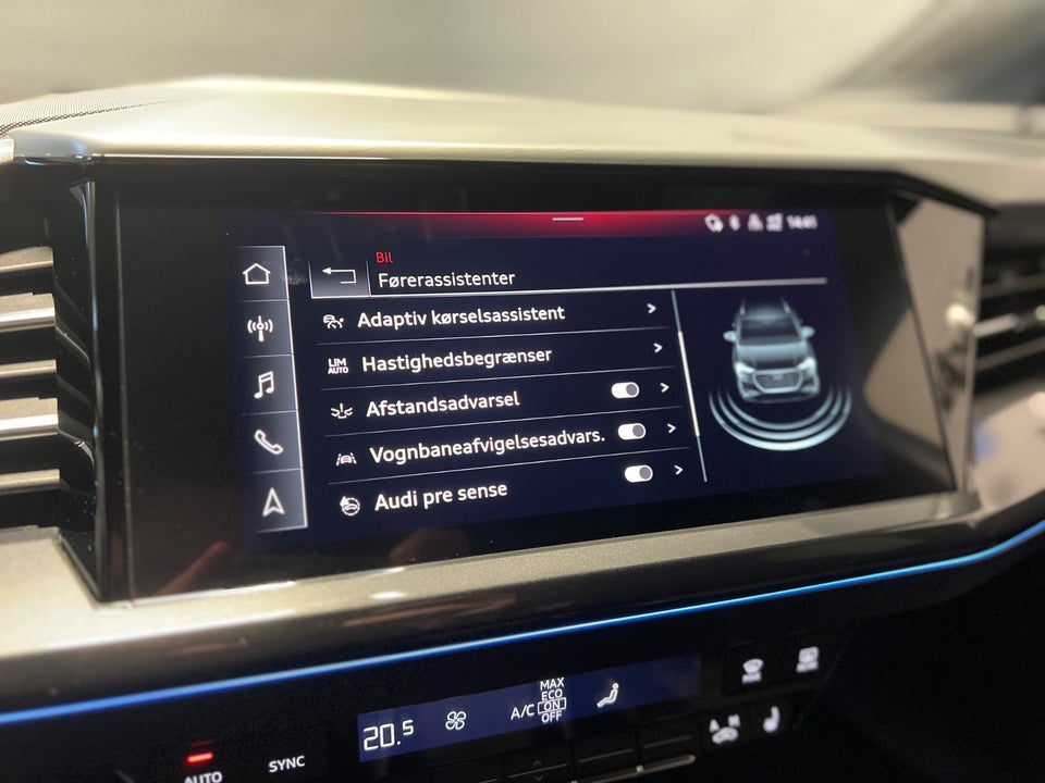 Audi Q4 e-tron 40 S-line 5d