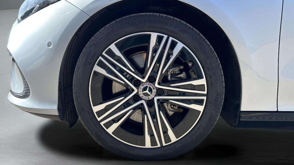 Mercedes CLA250+ electric Progressive Advance Plus 4d