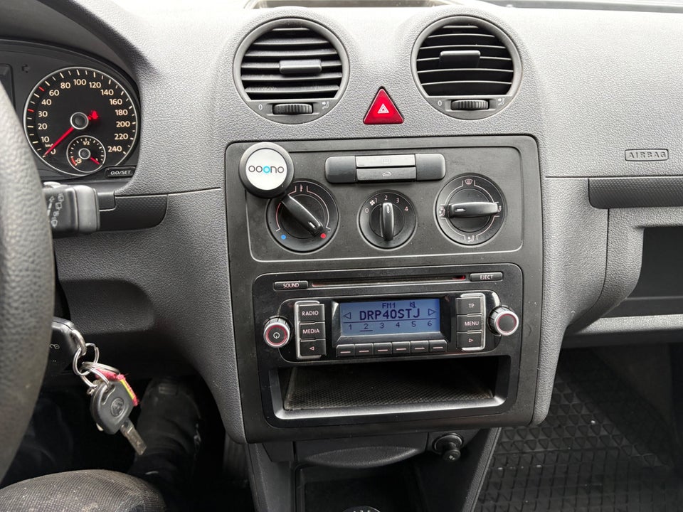 VW Caddy 1,6 TDi 75 BMT Van 5d