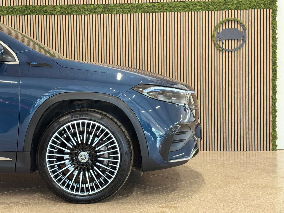 Mercedes EQA350 AMG Line 4Matic 5d