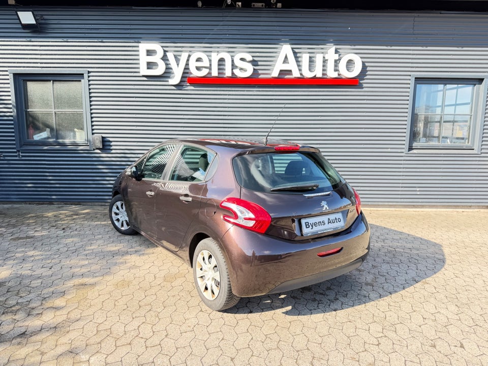 Peugeot 208 1,0 VTi Access 5d