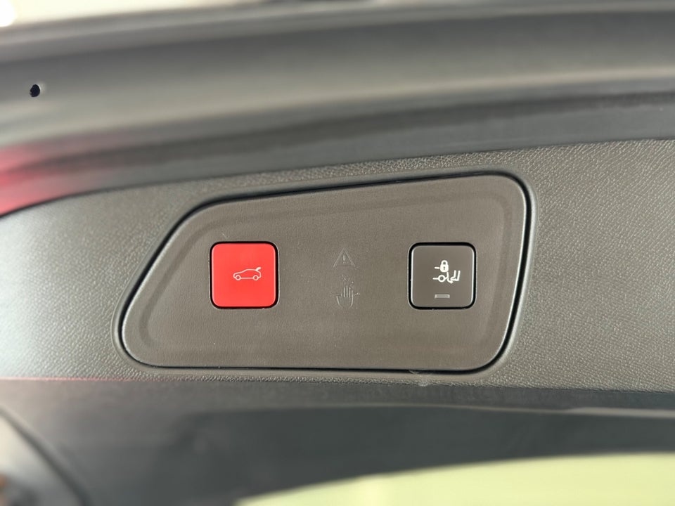 Peugeot 3008 1,6 Hybrid Allure Pack EAT8 5d
